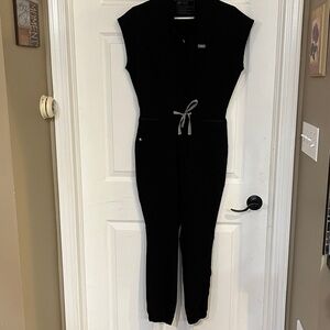 FIGS Women's Rafaela Cargo Scrub jumpsuit